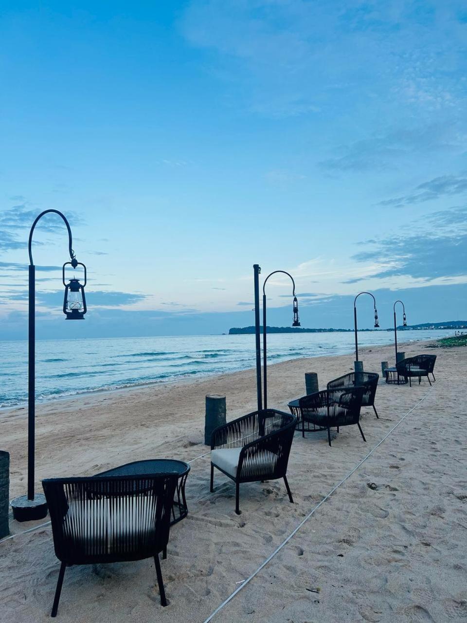 Uppuveli Beach By Dsk Trincomalee Εξωτερικό φωτογραφία
